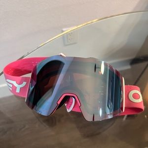 Oakley unisex fall line medium ski goggles